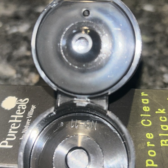 Pure Heals Pore Clear Black Charcoal Peel-Off Face Mask by Nature Village - Picture 6 of 6